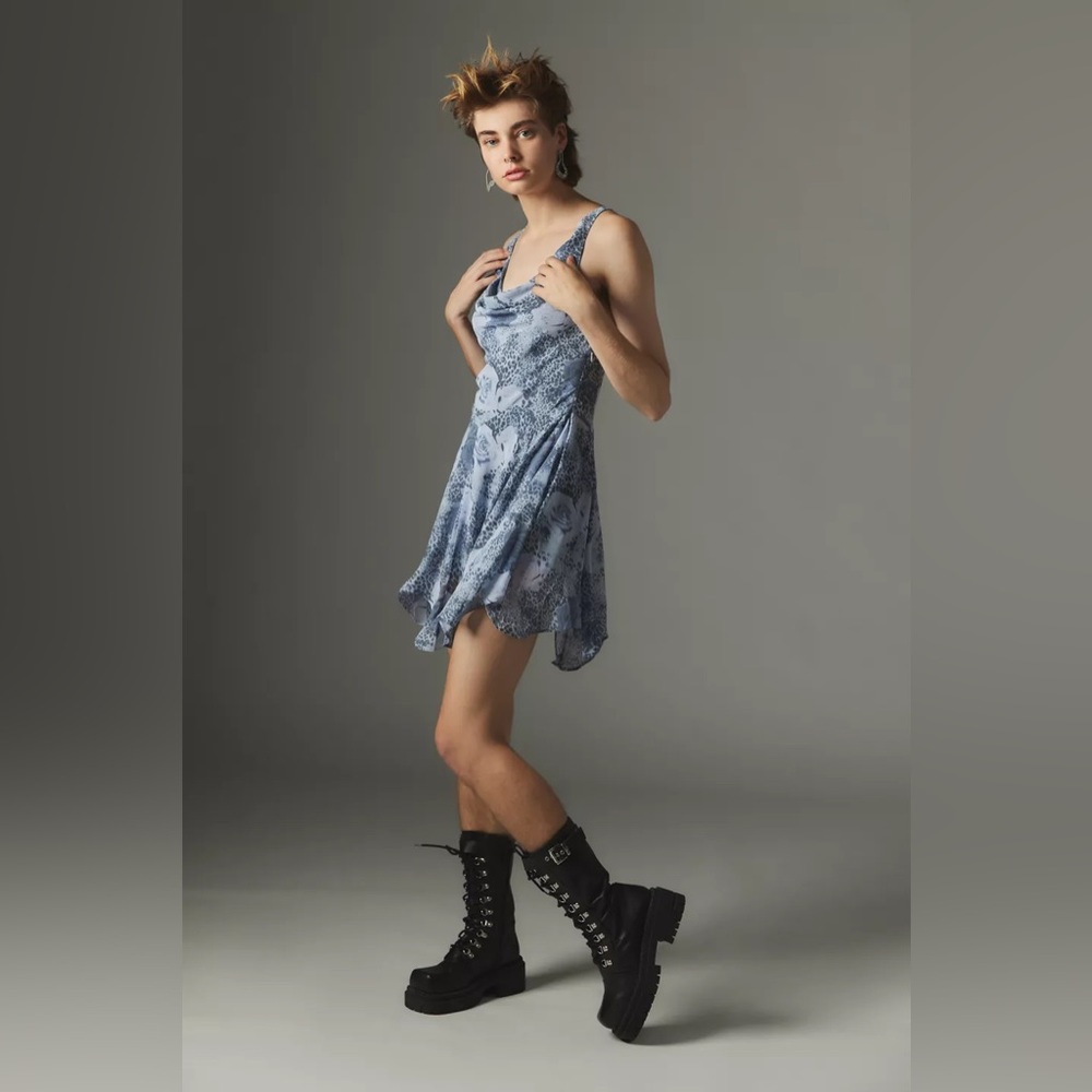 Urban‎ Outfitters NWT Silence + Noise Marie Printed Cowl Neck Mini Dress